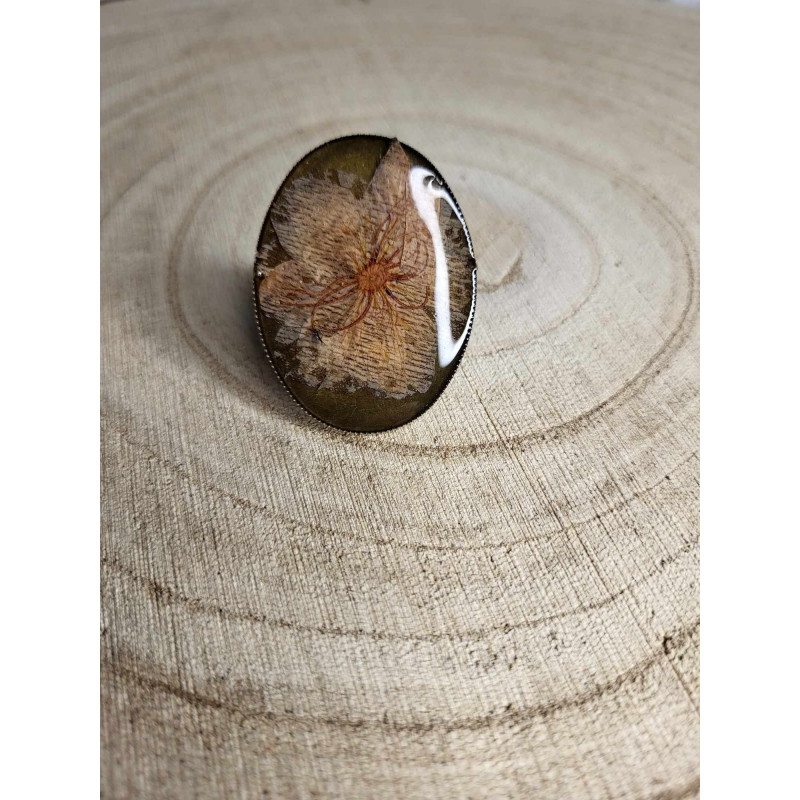 Bague "Fleur beige" Bague "Fleur beige"